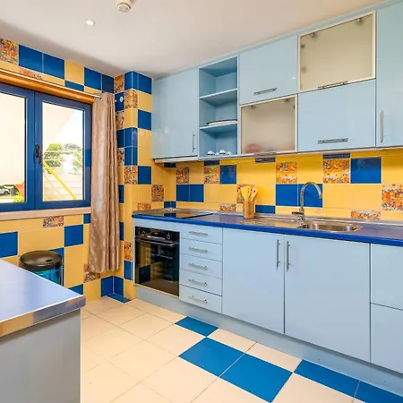 Romantic With Private Hot Tub & Parking - Big Pool - Marina Access *